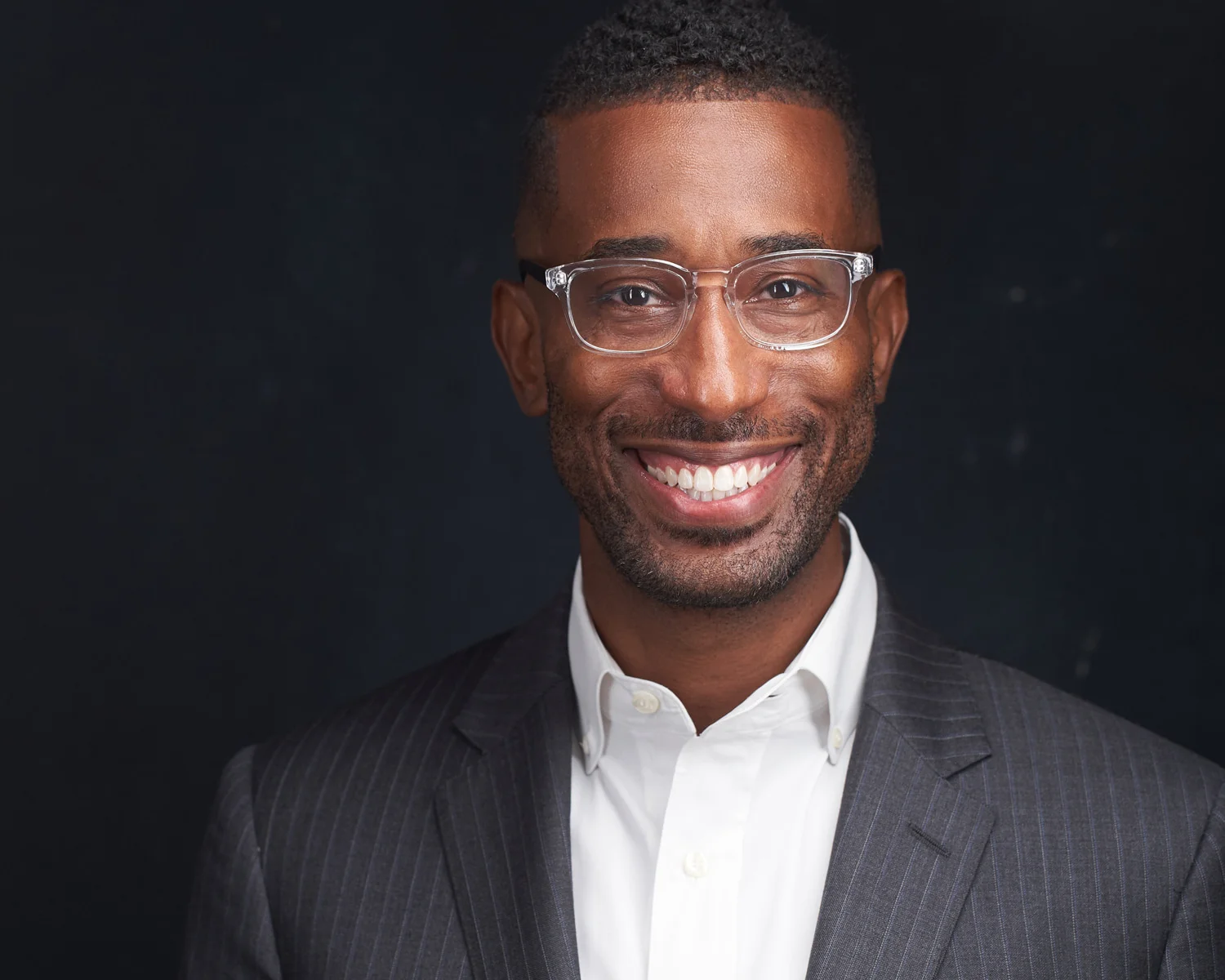 Philadelphia student headshots with professional lighting - college photography services