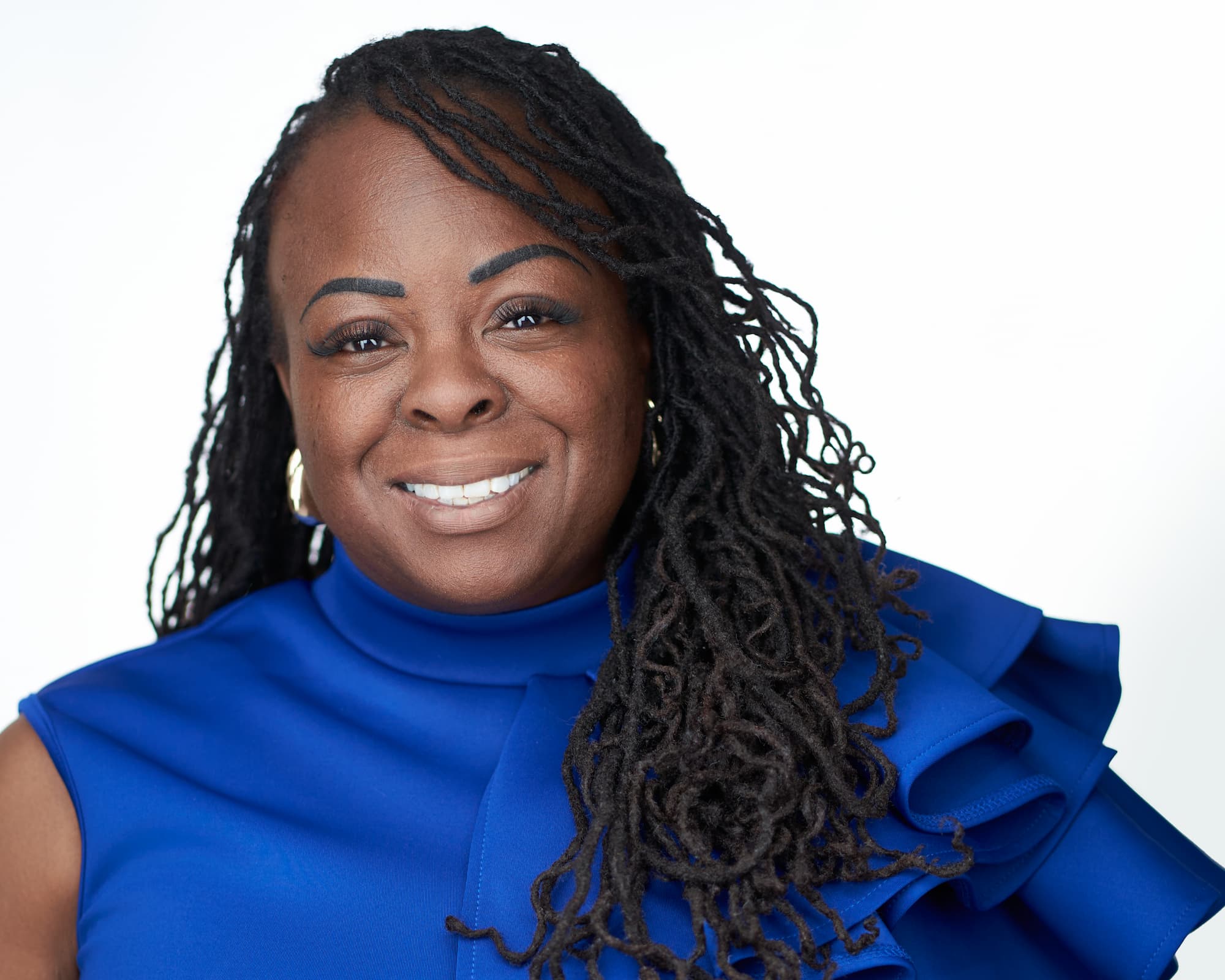 Sharon Manker professional headshot Philadelphia - Founder and CEO of The Manker Group, keynote speaker and leadership consultant