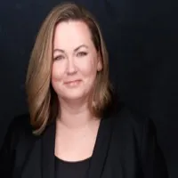 Renee - MHamiltonVisuals headshot client