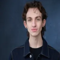 Ryan - MHamiltonVisuals headshot client